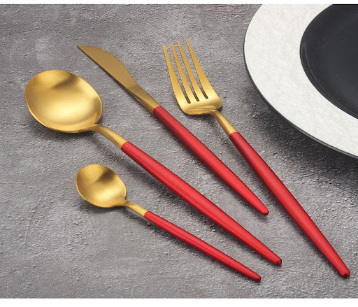 Set 4 x Tacamuri DeLuxe Auriu/Rosu, 28.3 x 14.7 x 4.5 cm